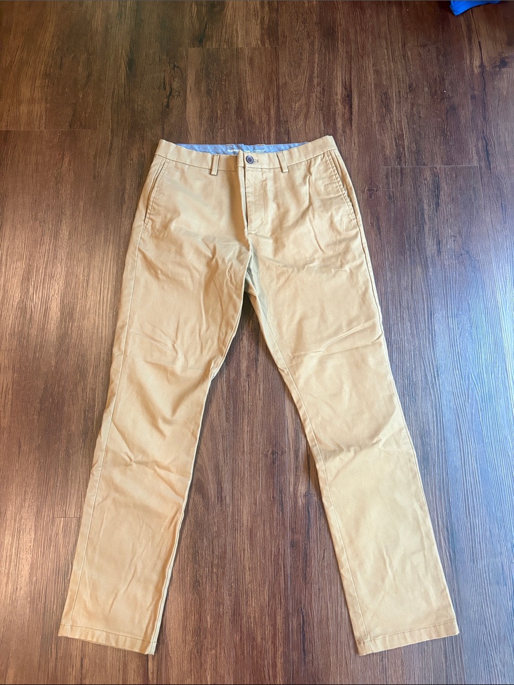 Old Navy Men's Khaki Chino Pants - Light Tan